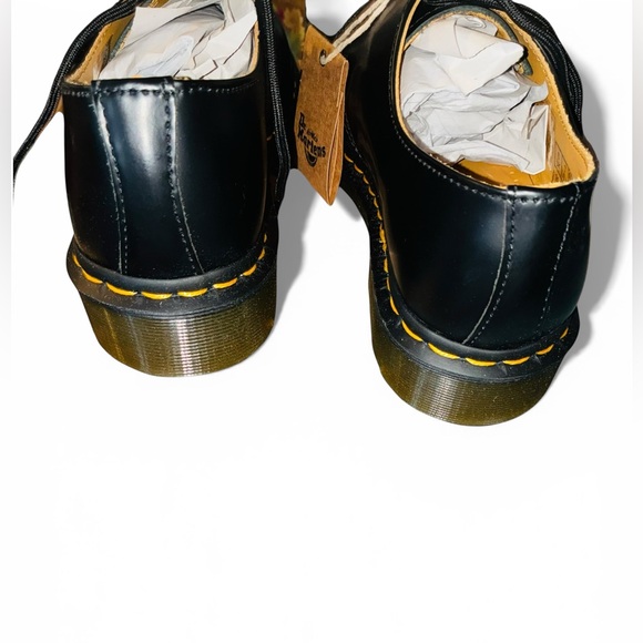 Dr. Martens Black 1461 SMOOTH LEATHER OXFORD SHOES - Picture 6 of 9